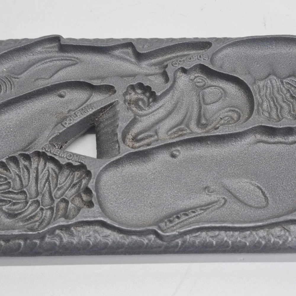 1989 John Wright Co Double Sided Cast Iron Sea Life Cookie Form Vintage